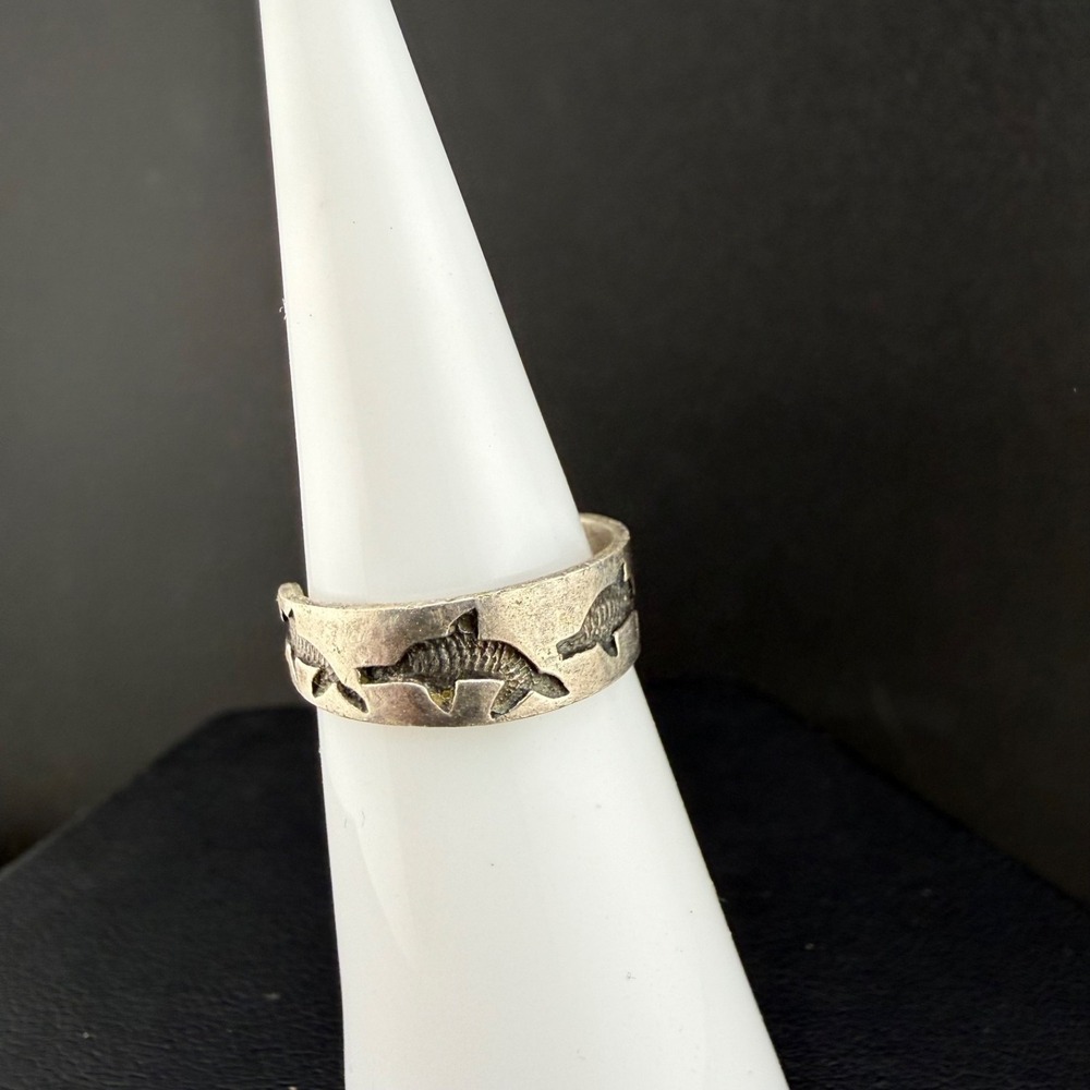 Vintage Estate Toe Ring Silver Dolphin Adjustable Signed 925 Size 4